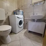 Barbaric Apartman